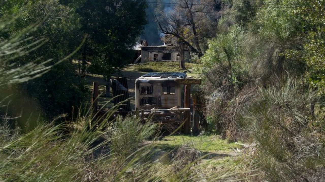 Así quedó el puesto de Gendarmería Nacional tras el ataque mapuche. 