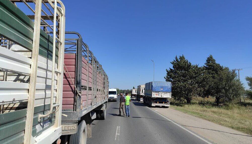 Paro de transportistas en el sur de Córdoba.