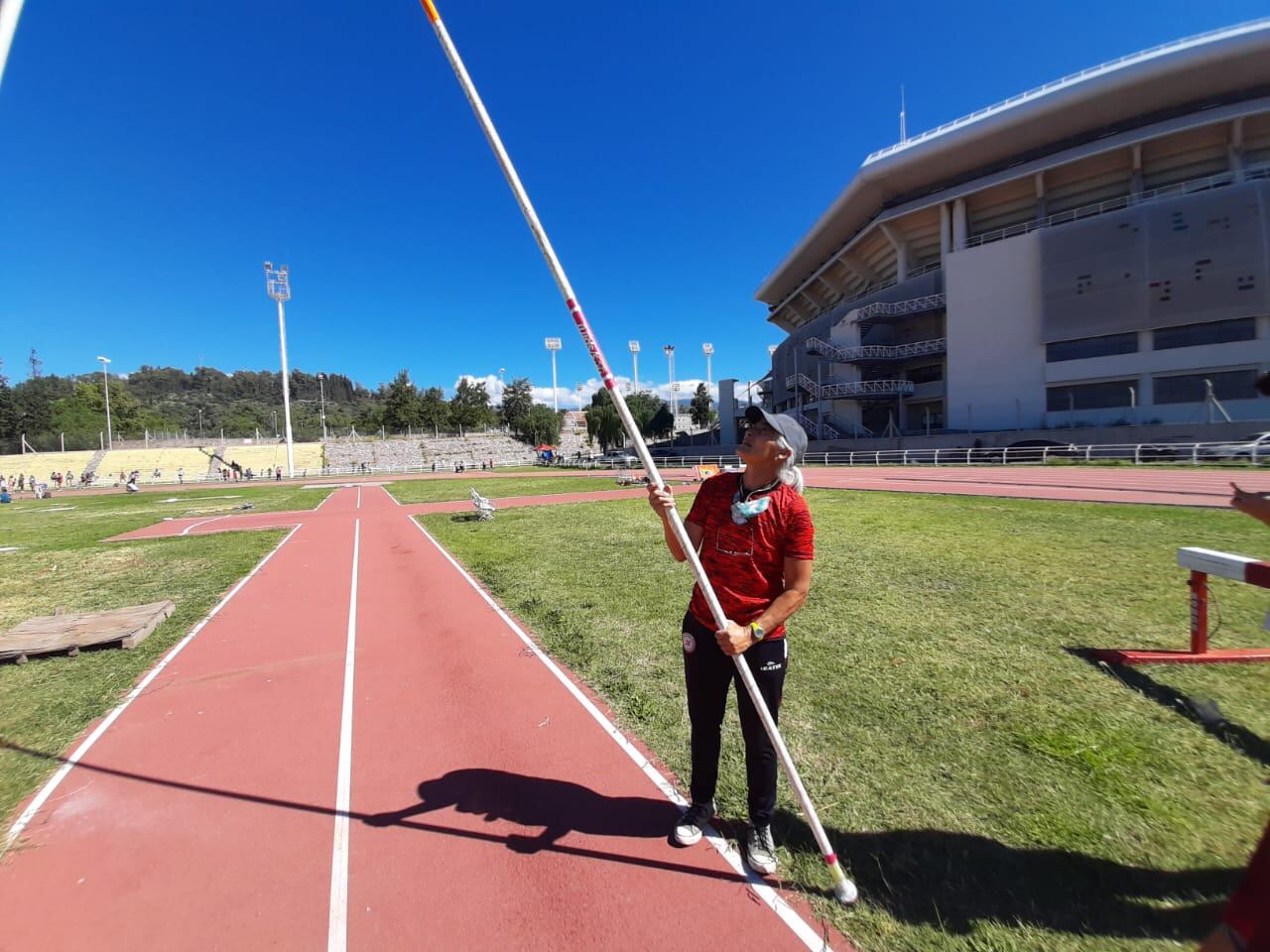 La única entrenadora de atletismo./ Los Andes