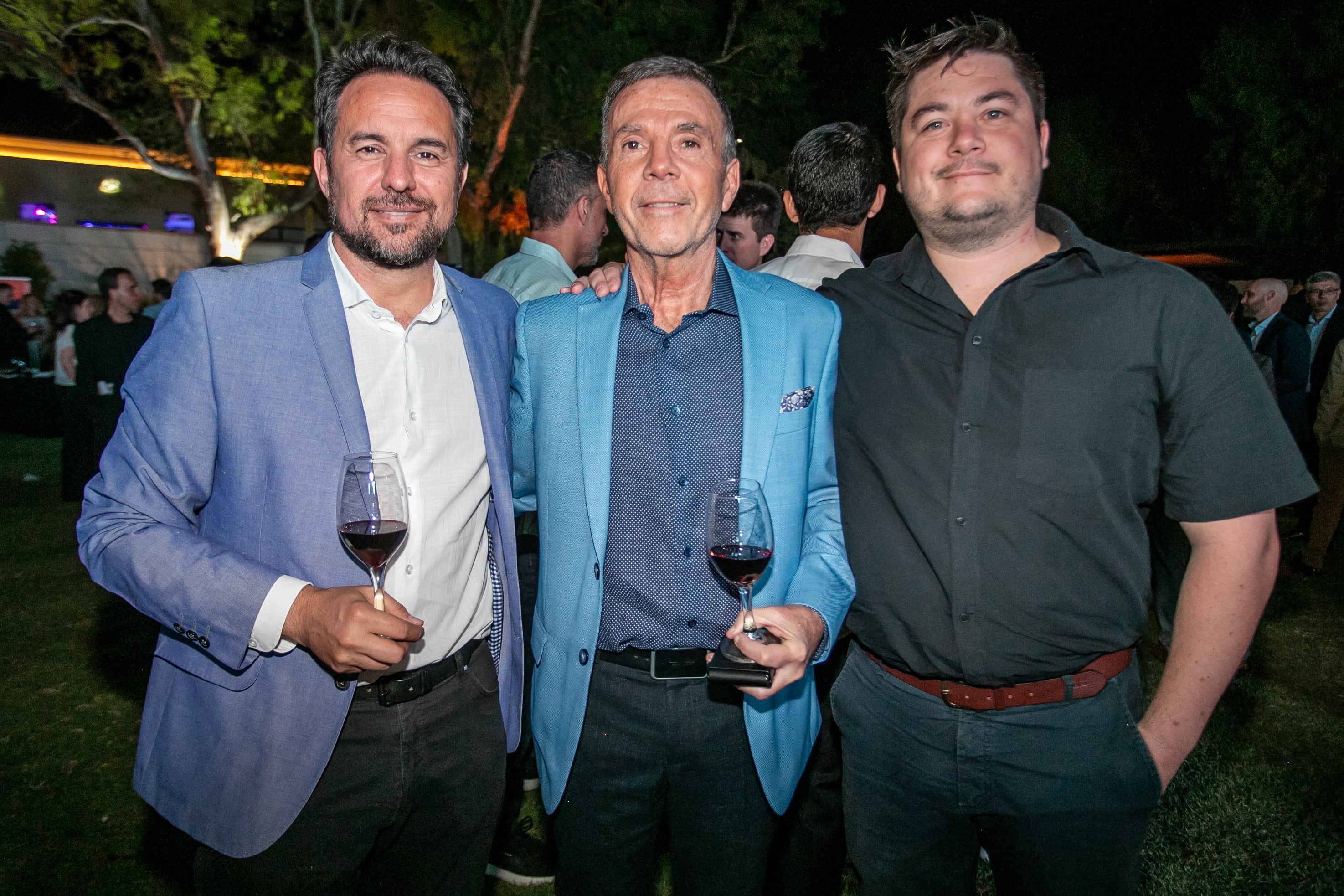 Team Hipercerámico_ Facundo Gauna junto a los Pérez Colman (padre e hijo).