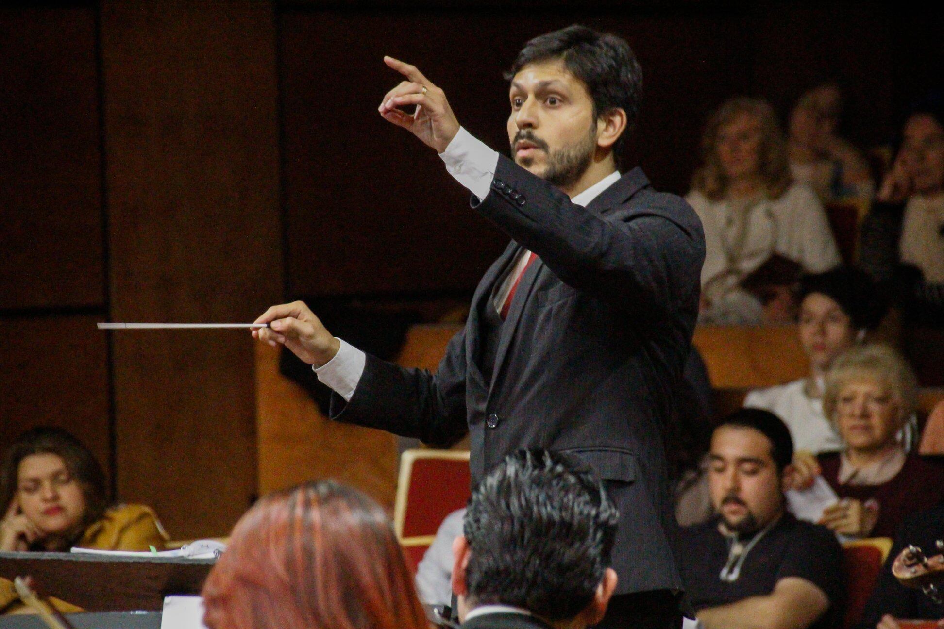 Mariano Peralta al frente de la Barroca. 