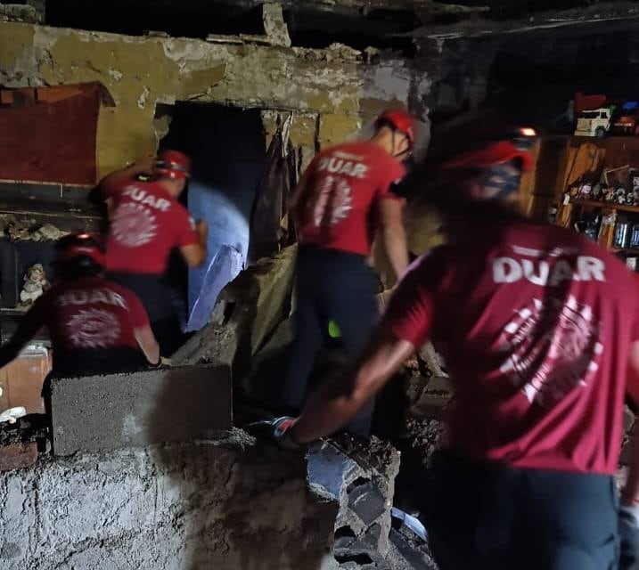 Se derrumbó el techo de una casa en barrio Villa Inés, en Córdoba, y murió un chico de 13 años. Foto: Gentileza La Voz. 