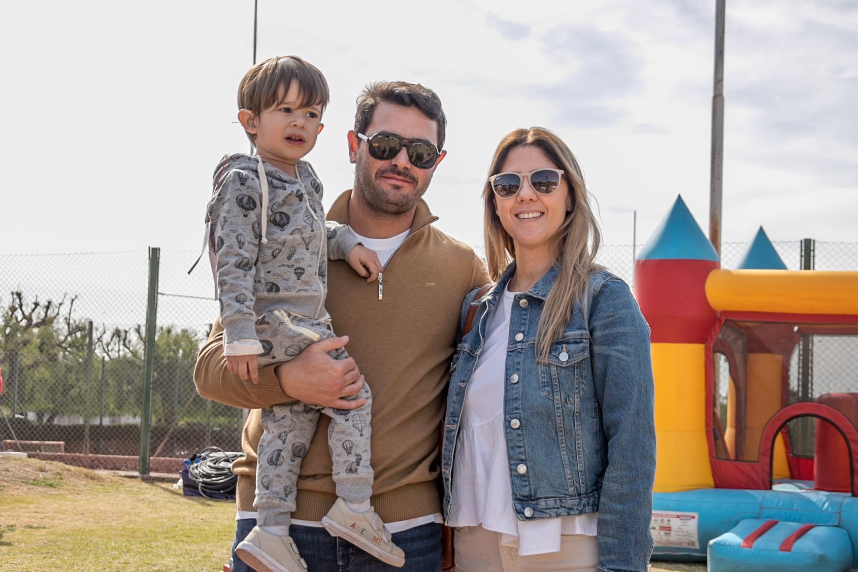 Matias Dris, junto a su mujer Veronica Lopez y su hijo Jorónimo
PH: Romi Abel