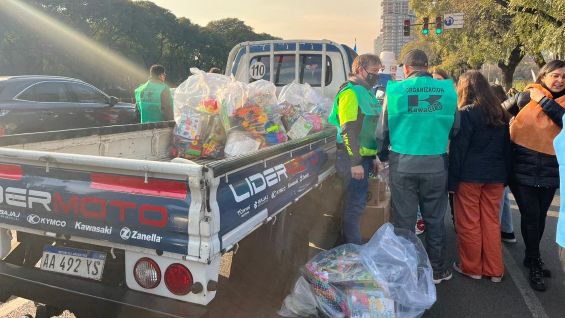 Caravana solidaria en Buenos Aires por el Día de la Niñez. / Foto: Diario Hoy