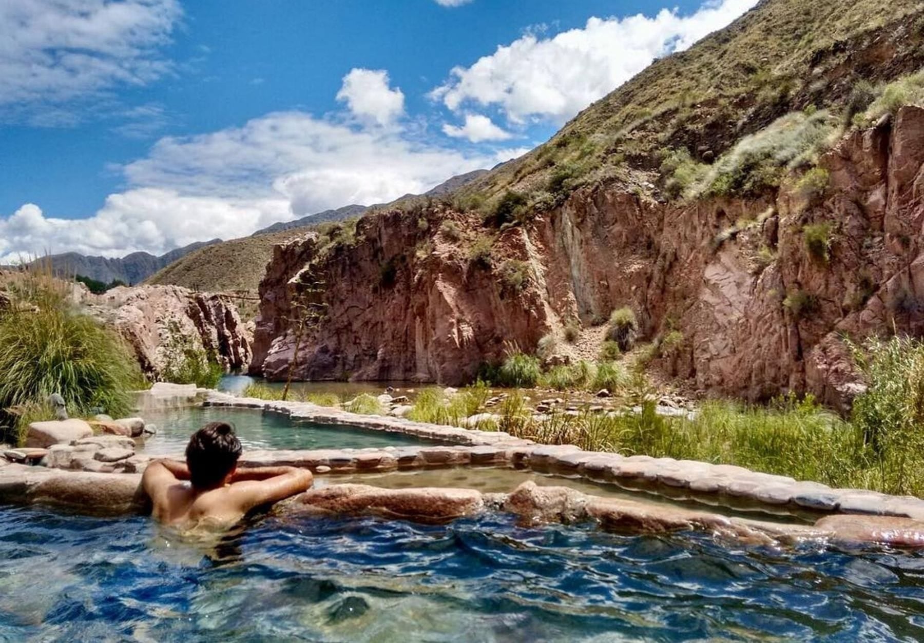 El complejo de aguas termales de Cacheuta es una parada obligatoria. (Foto: La Ruta Natural)