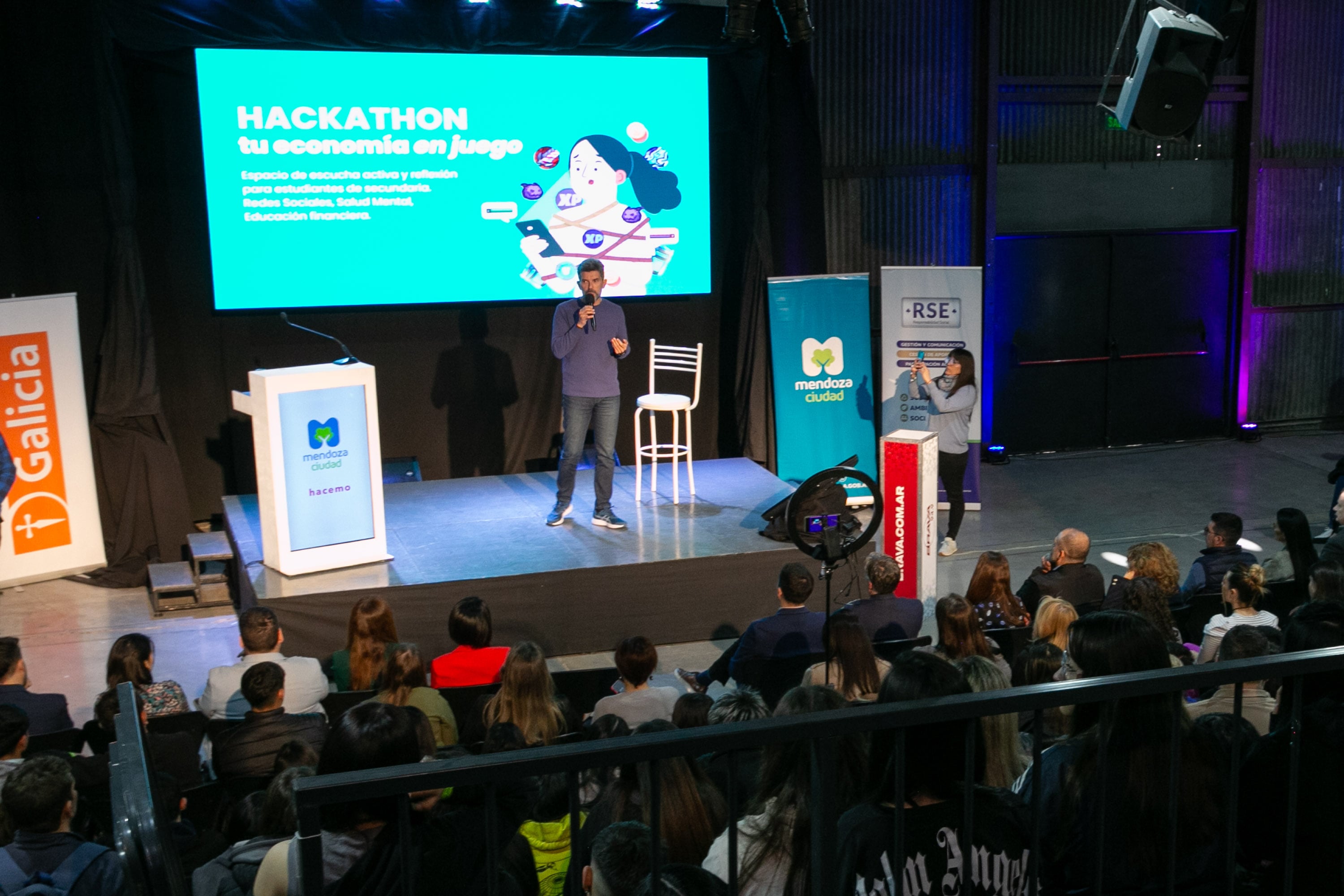 Hackathon: más de 400 estudiantes buscaron soluciones a la problemática de las apuestas online en adolescentes