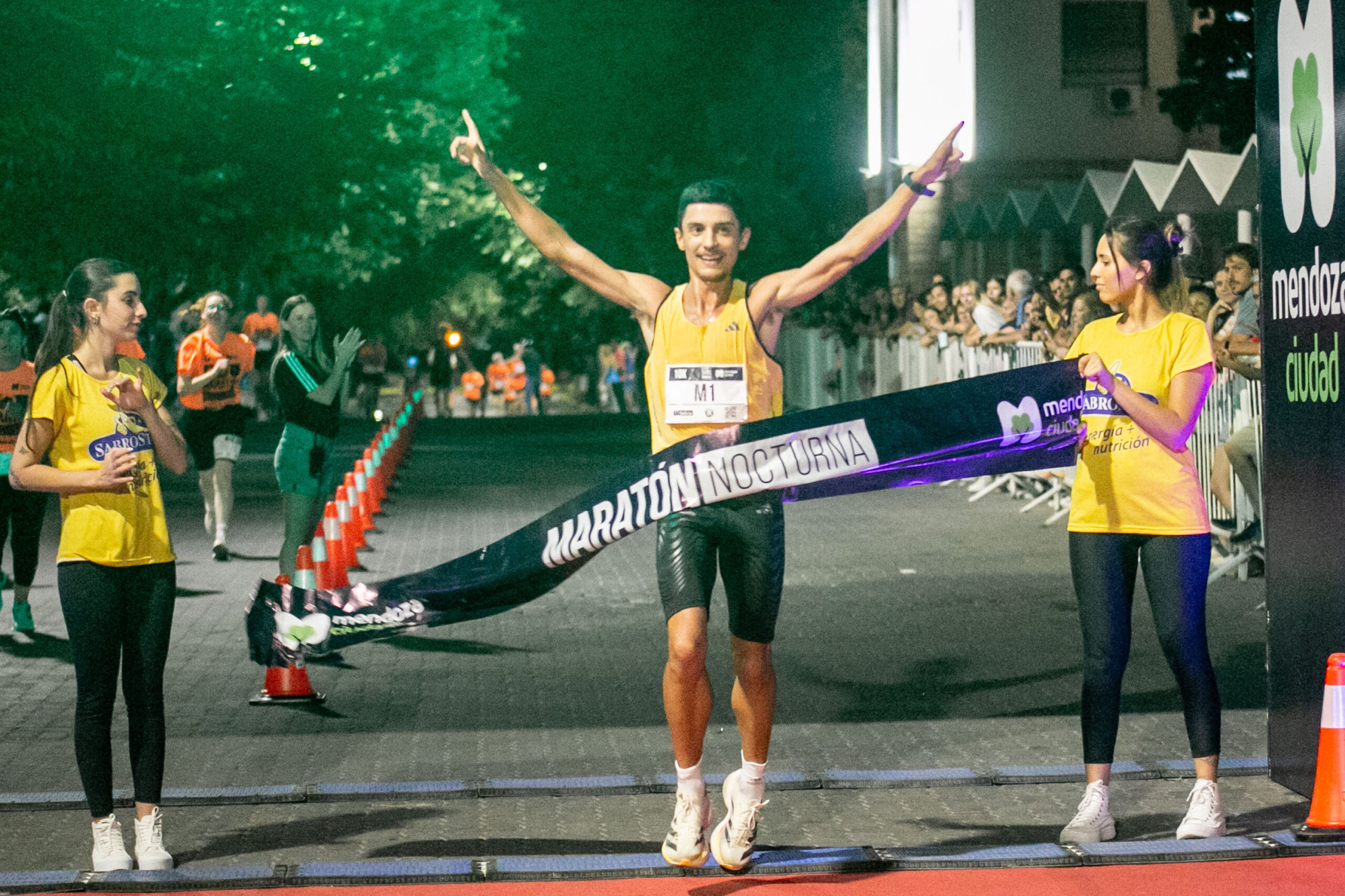 Más de 1.500 personas le dieron vida a la tercera edición de la Maratón Nocturna de la Ciudad