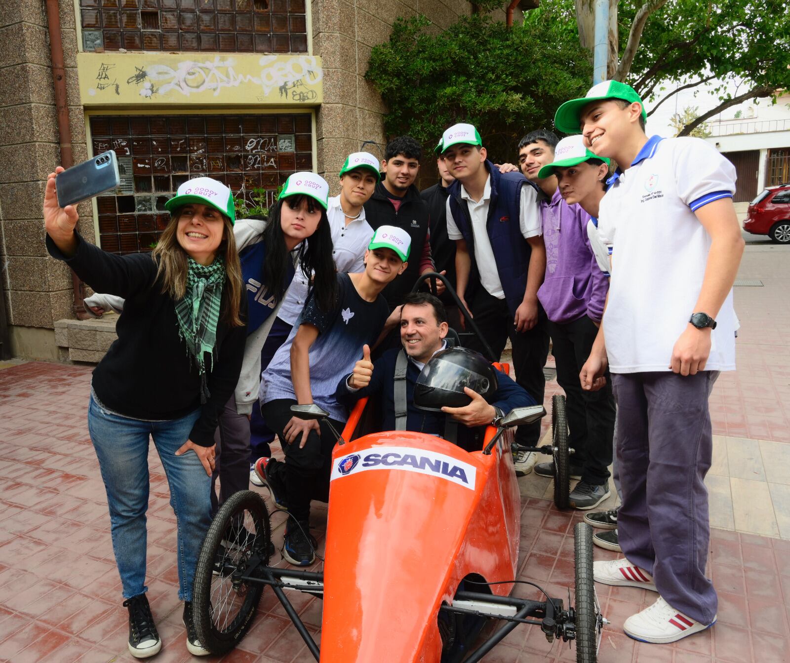 Con Barrilete Cósmico, estudiantes de la escuela Gabriel del Mazo competirán en el Desafío Eco YPF 2023