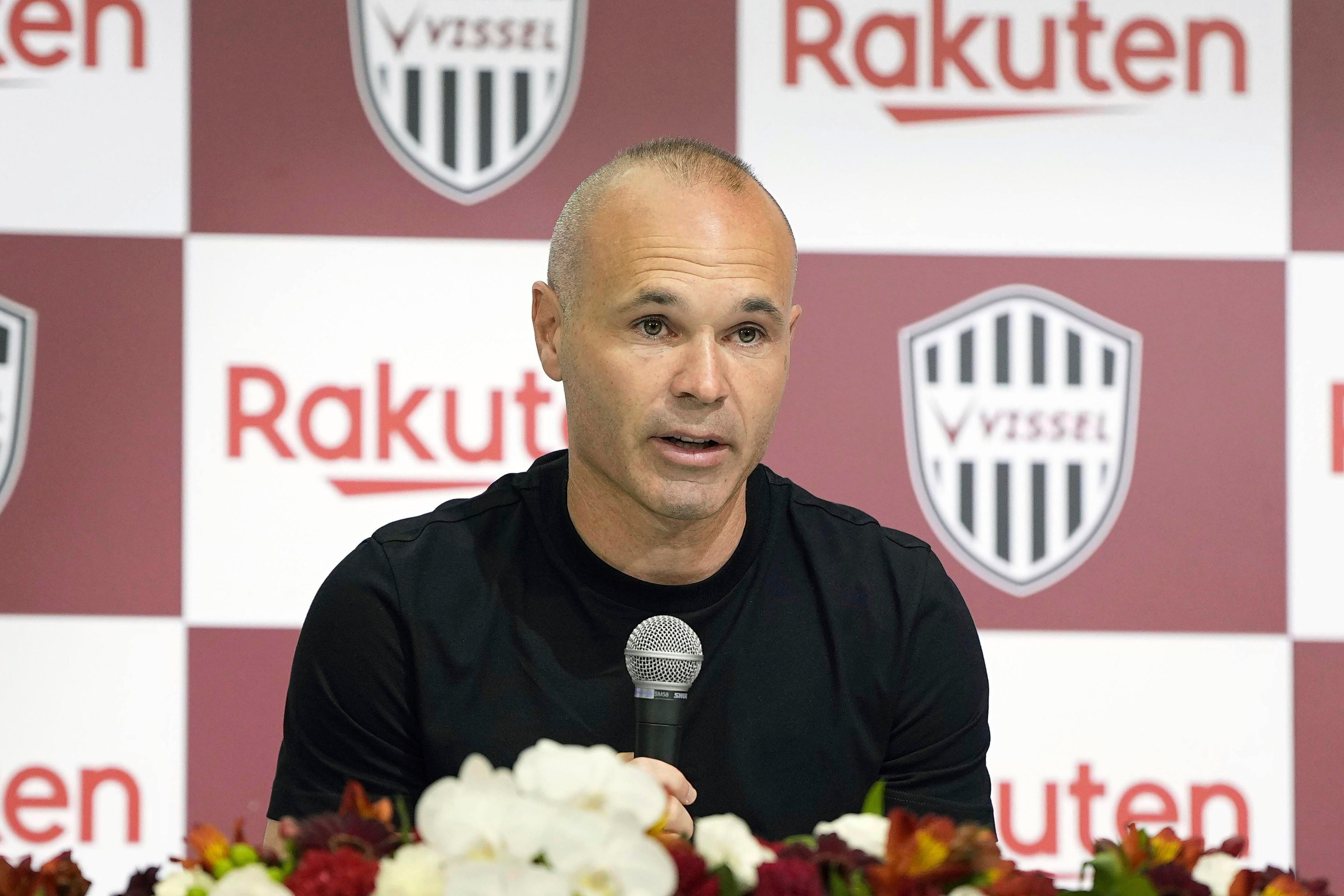 Andrés Iniesta jugó en el Vissel Kobe y se marcharía a Estados Unidos. (Kyodo News via AP)