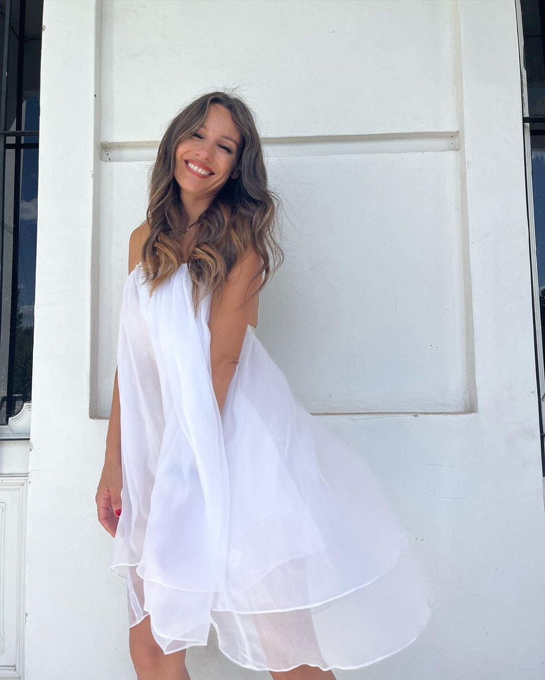 Pampita y un vestido blanco soñado, ideal para este fin de año