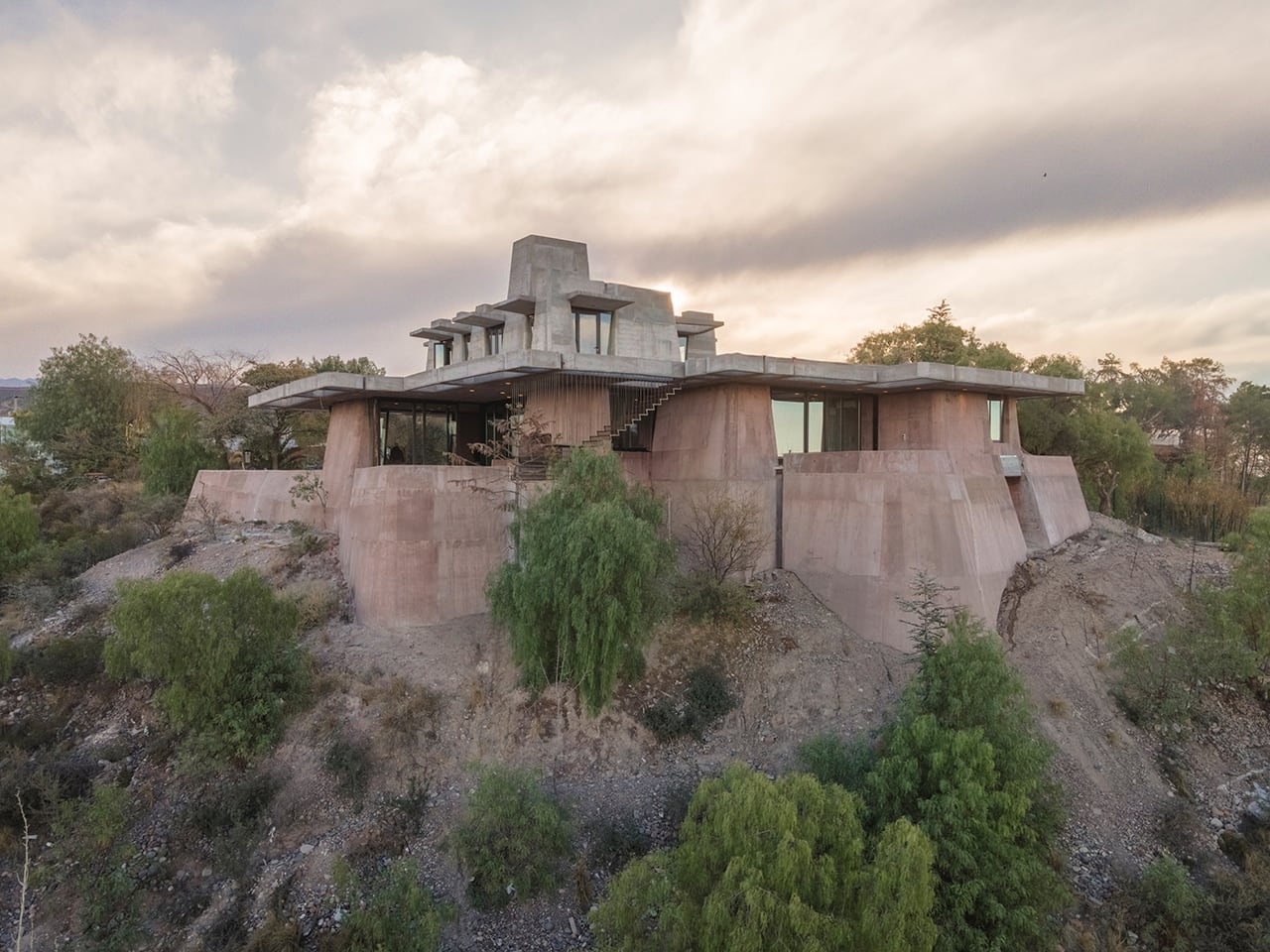 Creaciones de Sebastián Andía, un arquitecto que triunfa en el exterior.