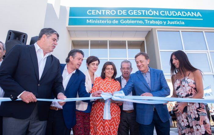 El gobernador inauguró un Centro de Gestión Ciudadana en Junín. Foto: Prensa Mendoza