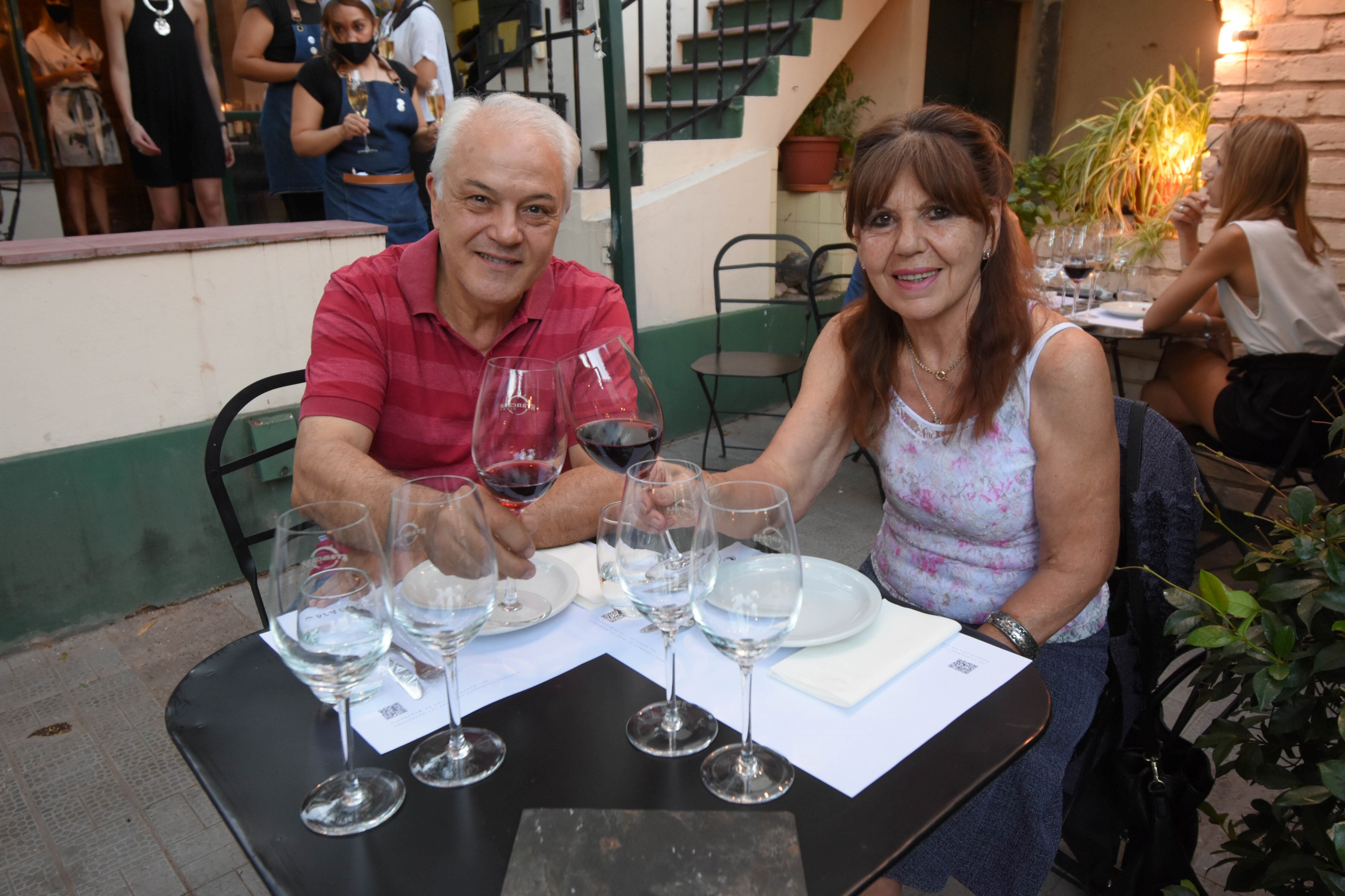 María Elena Villanova y Mario Silioni - José Gutierrez / Los Andes