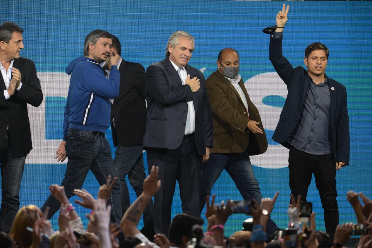 Pese a la derrota a nivel nacional, Alberto Fernández llamó a la militancia a festejar el 17 de noviembre en Plaza de Mayo - Foto: Clarín 