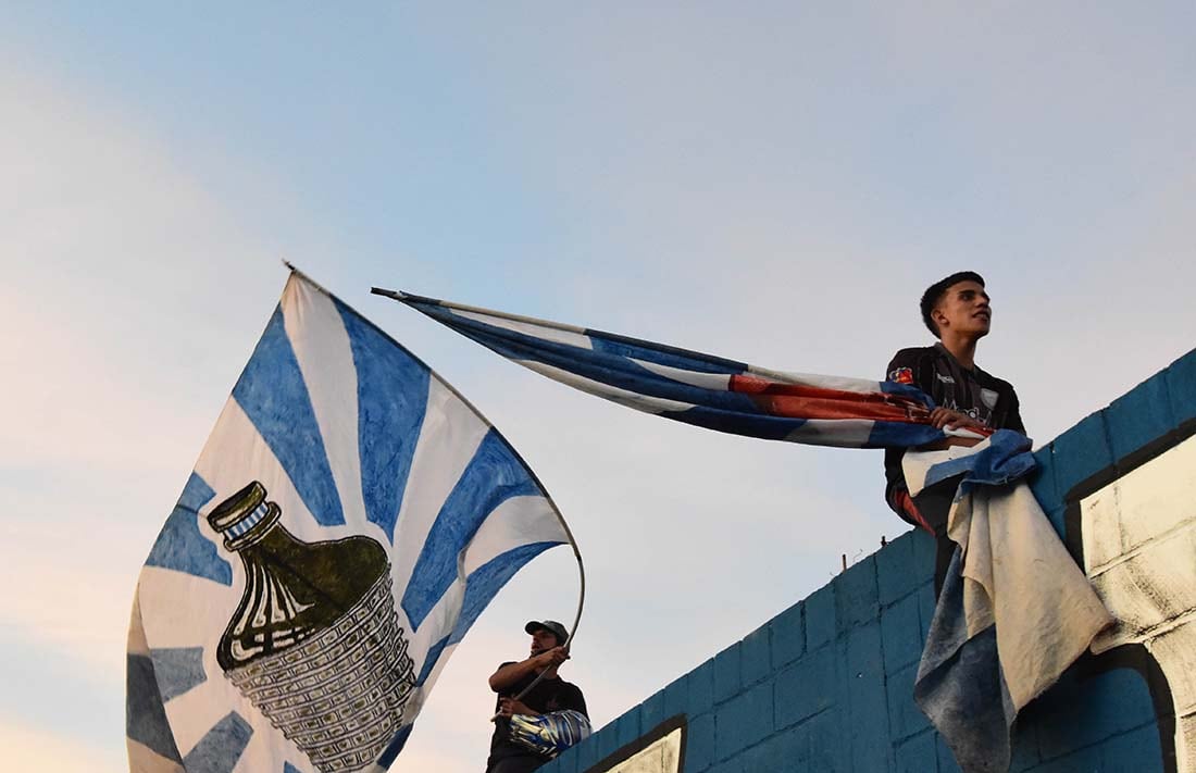 El club de futbol Godoy Cruz Antonio Tomba cumplió 100 años y los hinchas estuvieron de festejo