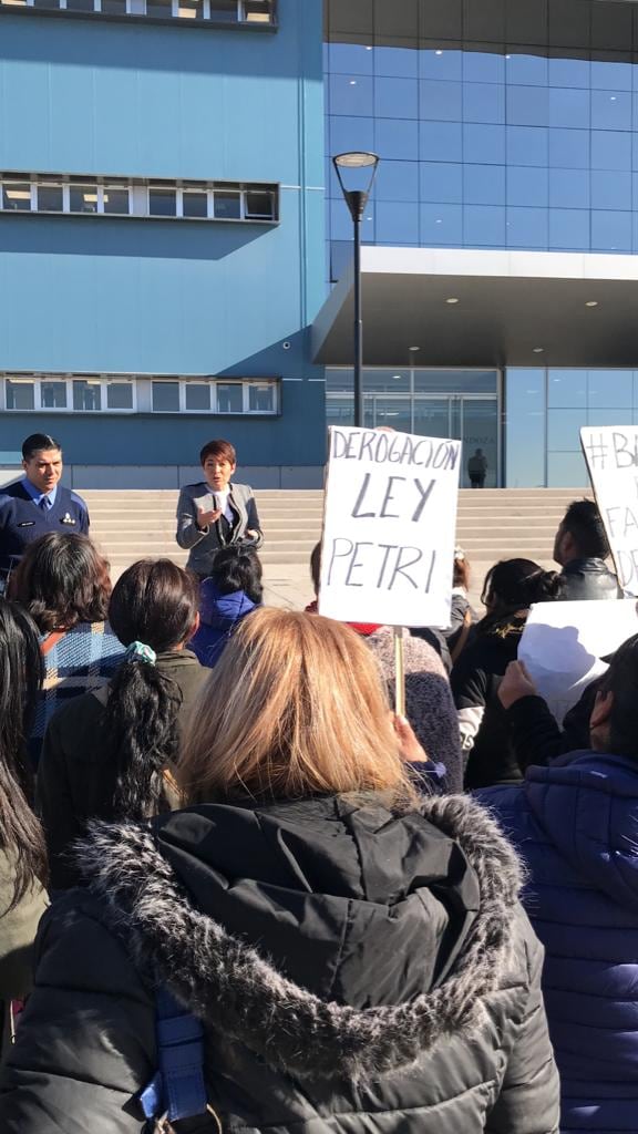 Familiares de presos piden derogar la Ley Petri.