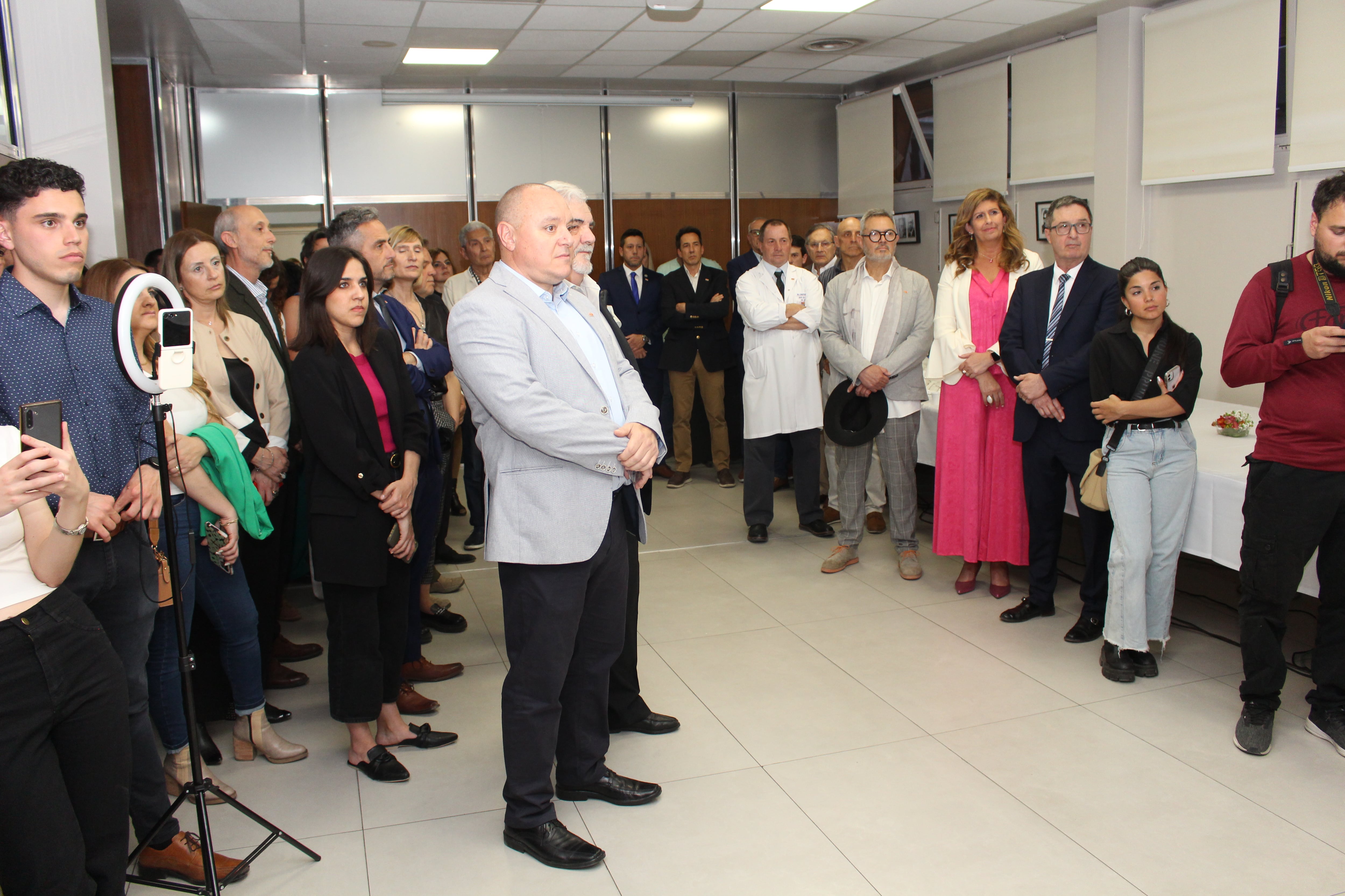 El Hospital Español de Mendoza renueva toda su planta quirúrgica con torres de cirugía de alta generación