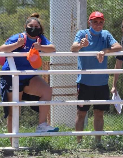 Alberto Carrizo es el entrenador de Selene. /Gentileza de Raúl Flores.