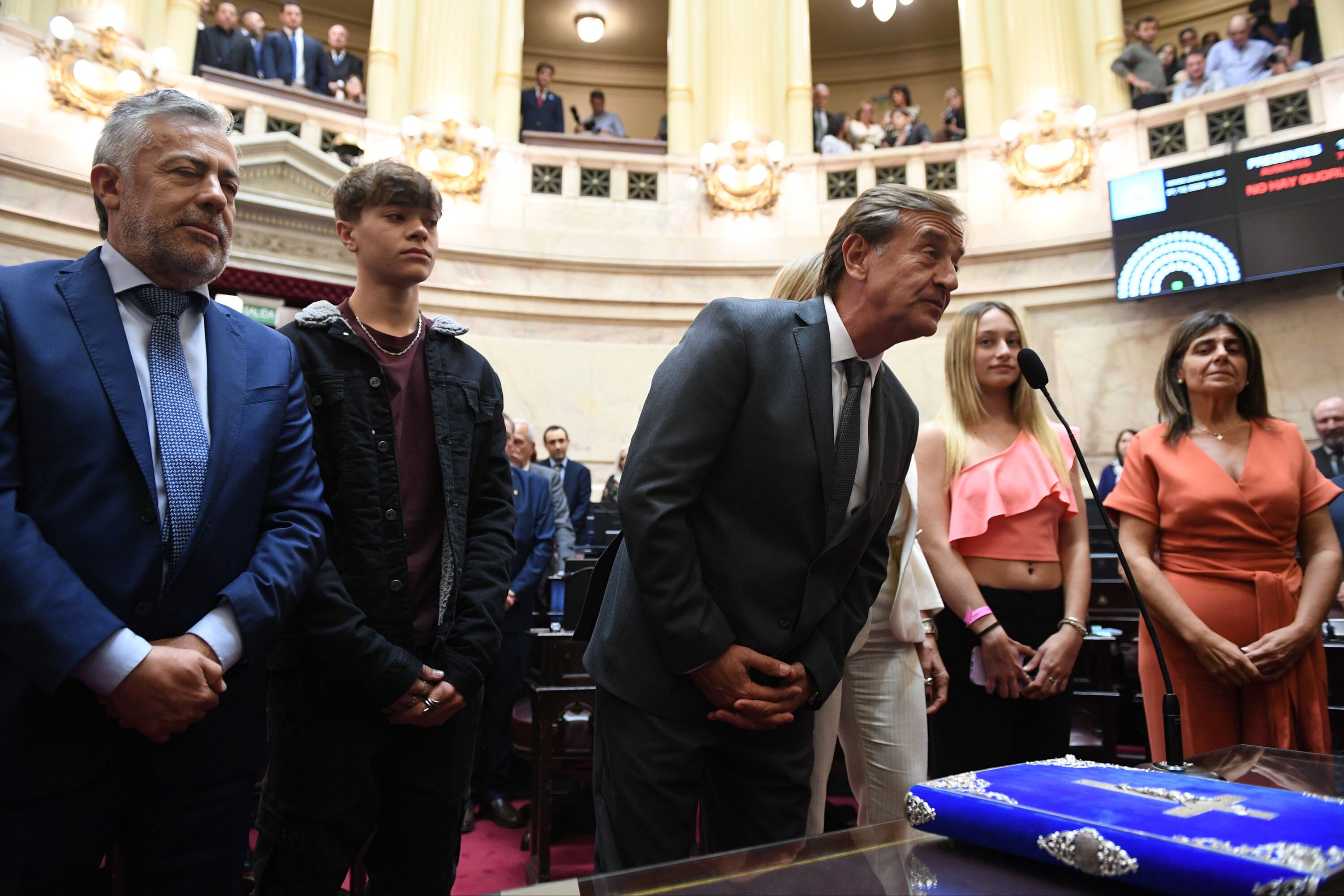 El exgobernador mendocino Rodolfo Suárez juró como senador nacional en reemplazo de Alfredo Cornejo (Foto: Comunicación Senado)