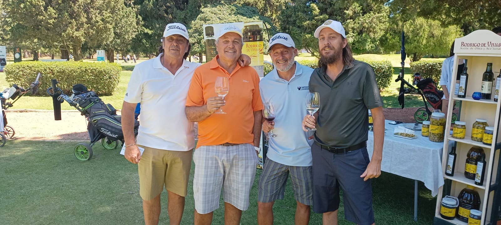 Torneo Vendimia de Golf 2023. Camaradería y competencia entre Carlos Steindl, Carlos Colombi, Leo Rodríguez, Remo Aragona / Gentileza.