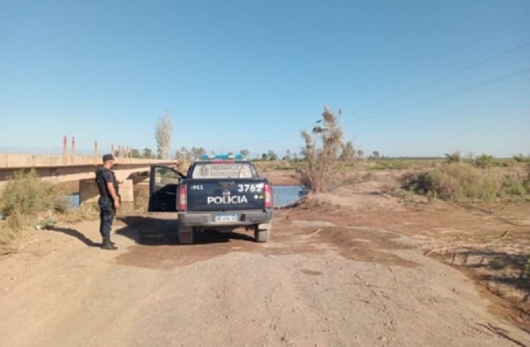 Retomaron la búsqueda de dos jóvenes ahogados hace casi un mes en Mendoza. | Foto: Ministerio de Seguridad y Justicia