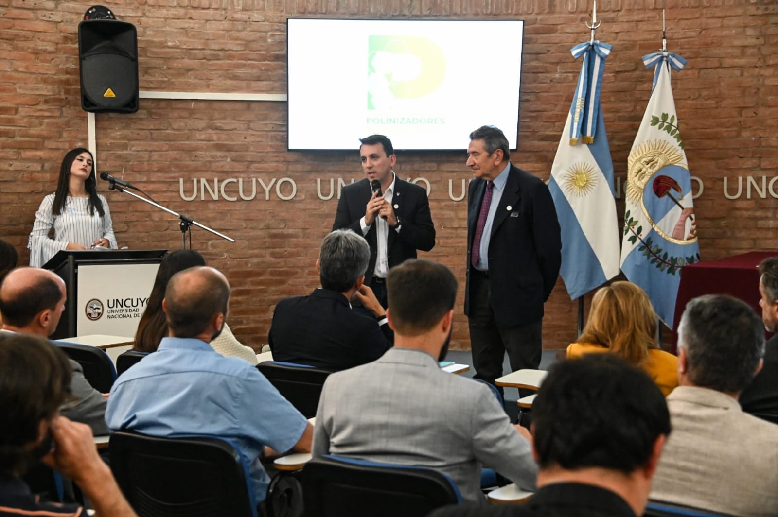 El intendente Tadeo García Zalazar adhirió, en representación del Municipio a la campaña Race to Zero, de la ONU. Un compromiso impulsado por la Red de Polinizadores Mendocinos