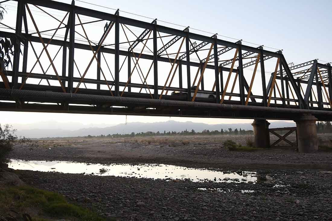 Poco caudal de agua en los ríos de la provincia de Mendoza. Foto: José Gutiérrez / Los Andes

