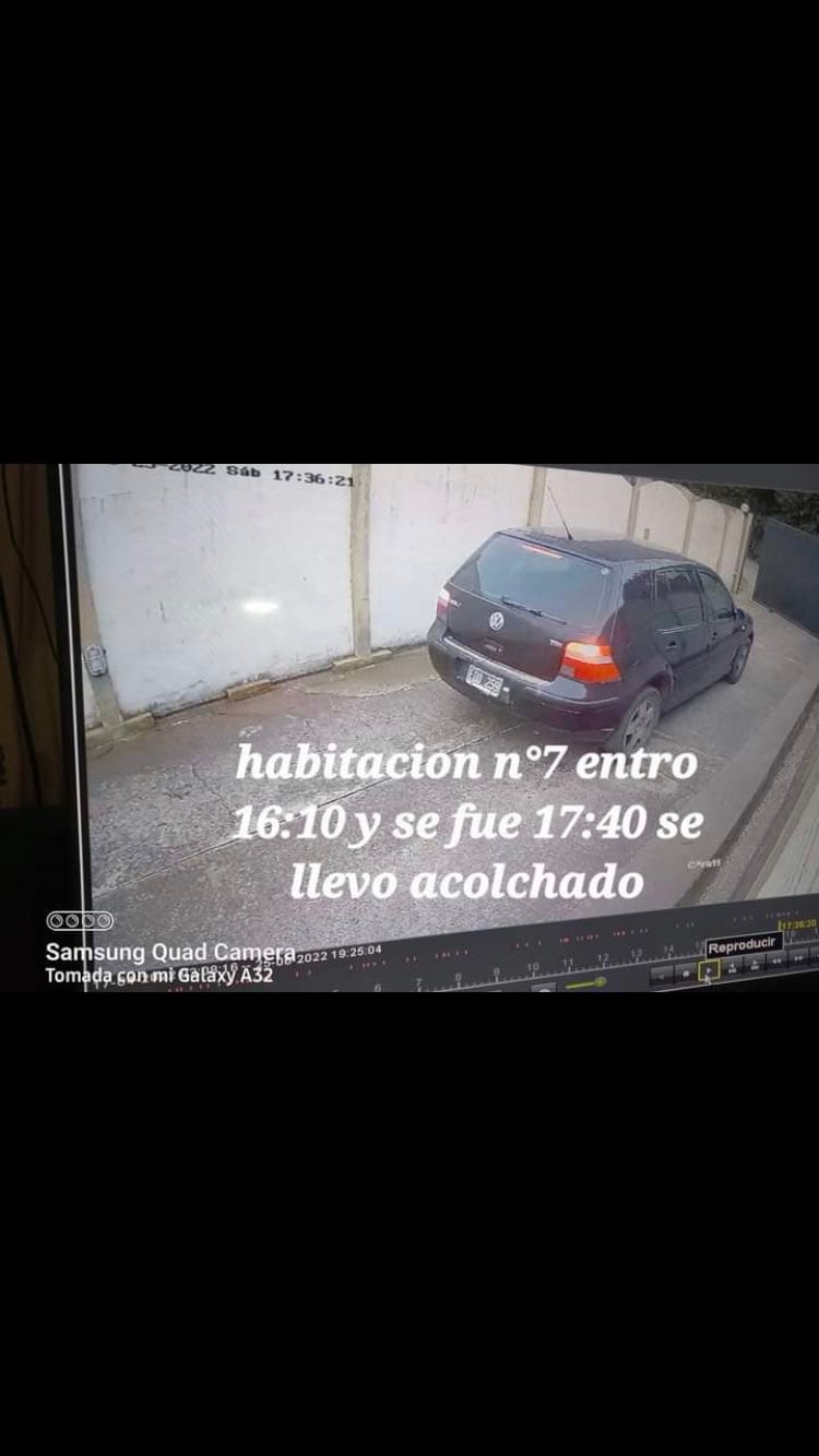 Un 'telo' escrachó a los clientes que se roban insumos de sus instalaciones.