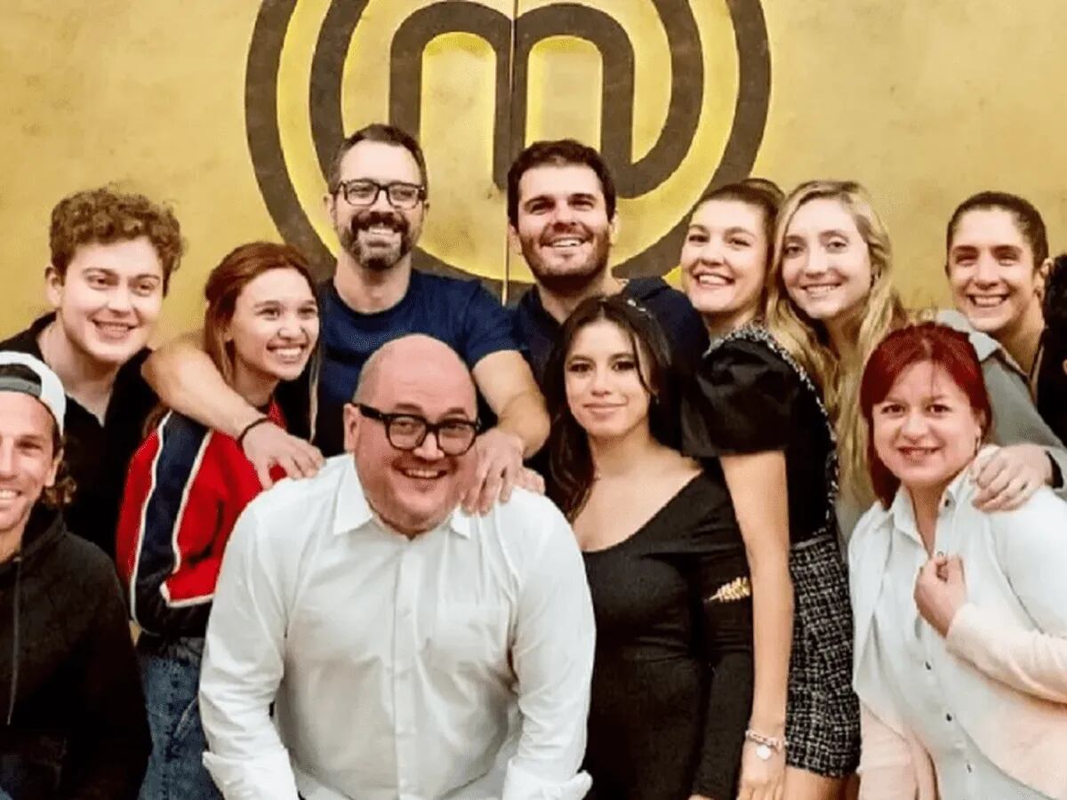 Algunos de los participantes que siguen en competencia en Masterchef.