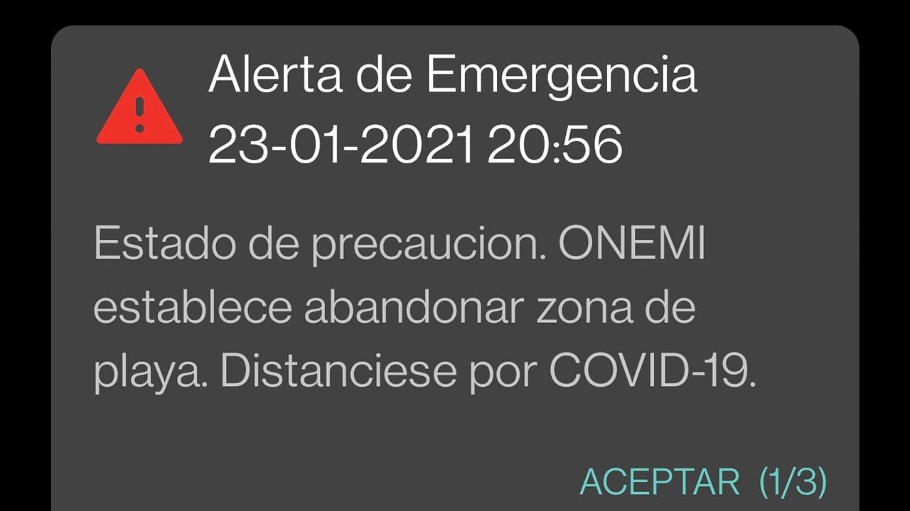 El mensaje que les llegó a los chilenos sobre el posible tsunami. Fue desestimado a los pocos minutos y la calma retornó.