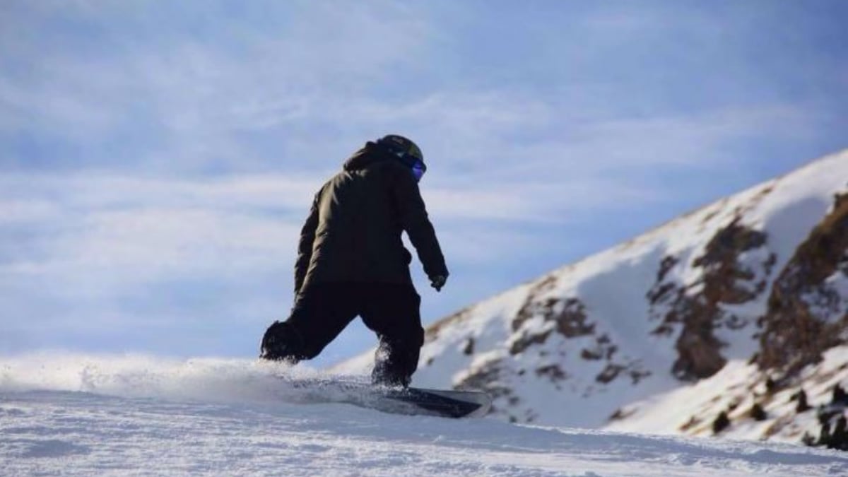 Tras trabajar unas temporadas en Las Leñas, el mendocino intercaló temporadas entre el centro de esquí de Malargüe y Andorra.