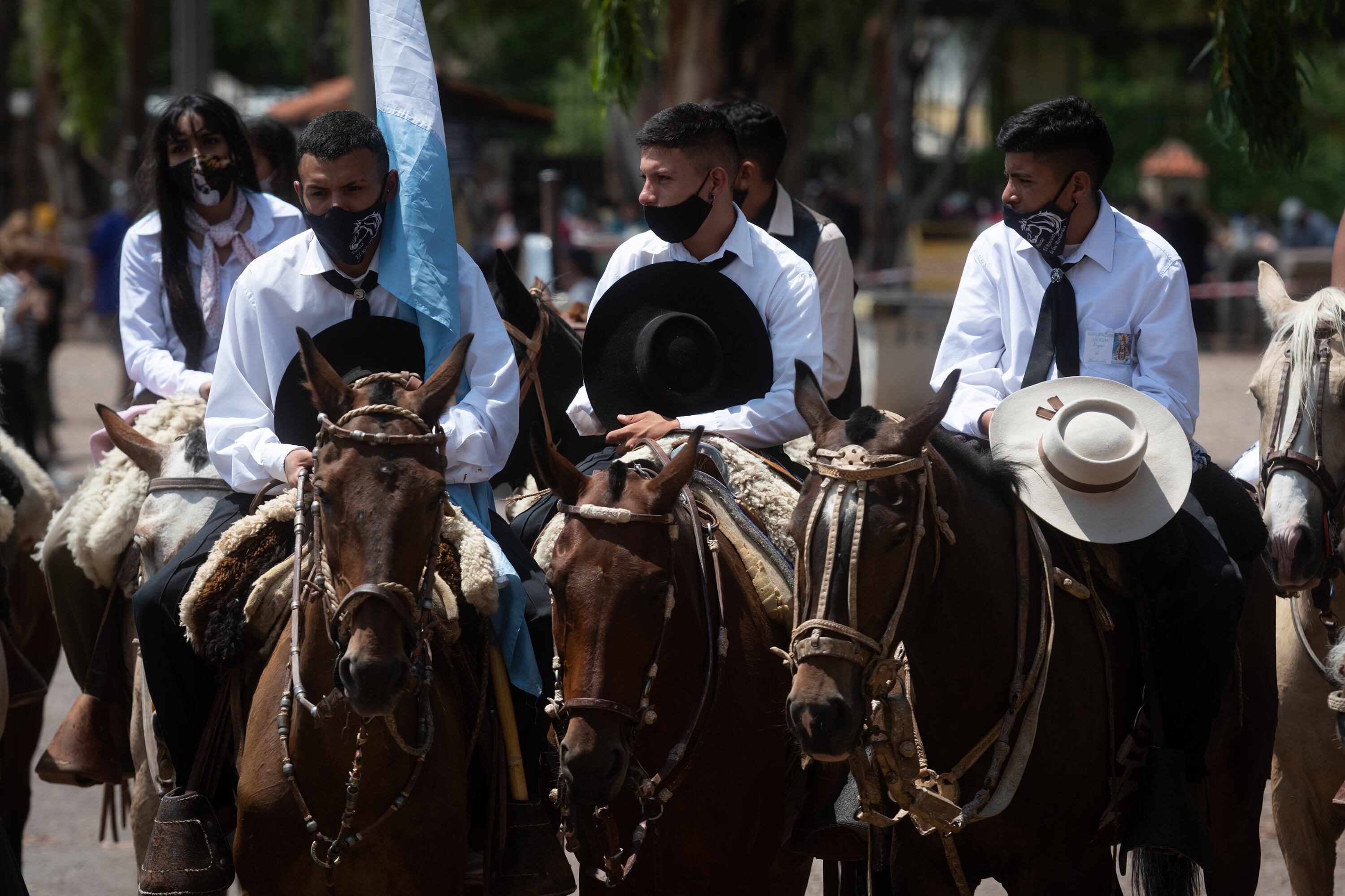 Jóvenes jinetes llegaron hasta El Challao.