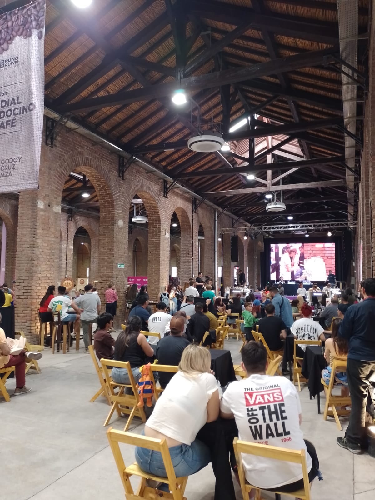 Una multitud de mendocinos se acercó al Espacio Arizu para disfrutar del Mundial del Café. Gentileza