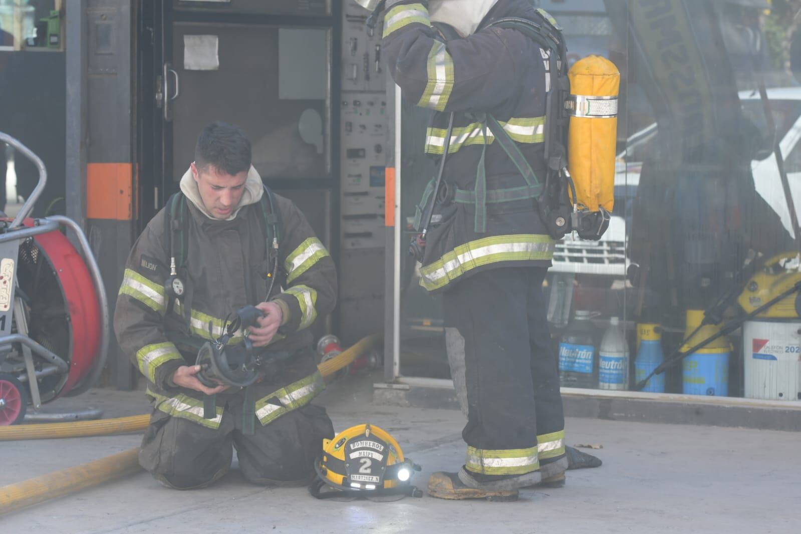 Incendio en una ferretería de Godoy Cruz. Ignacio Blanco