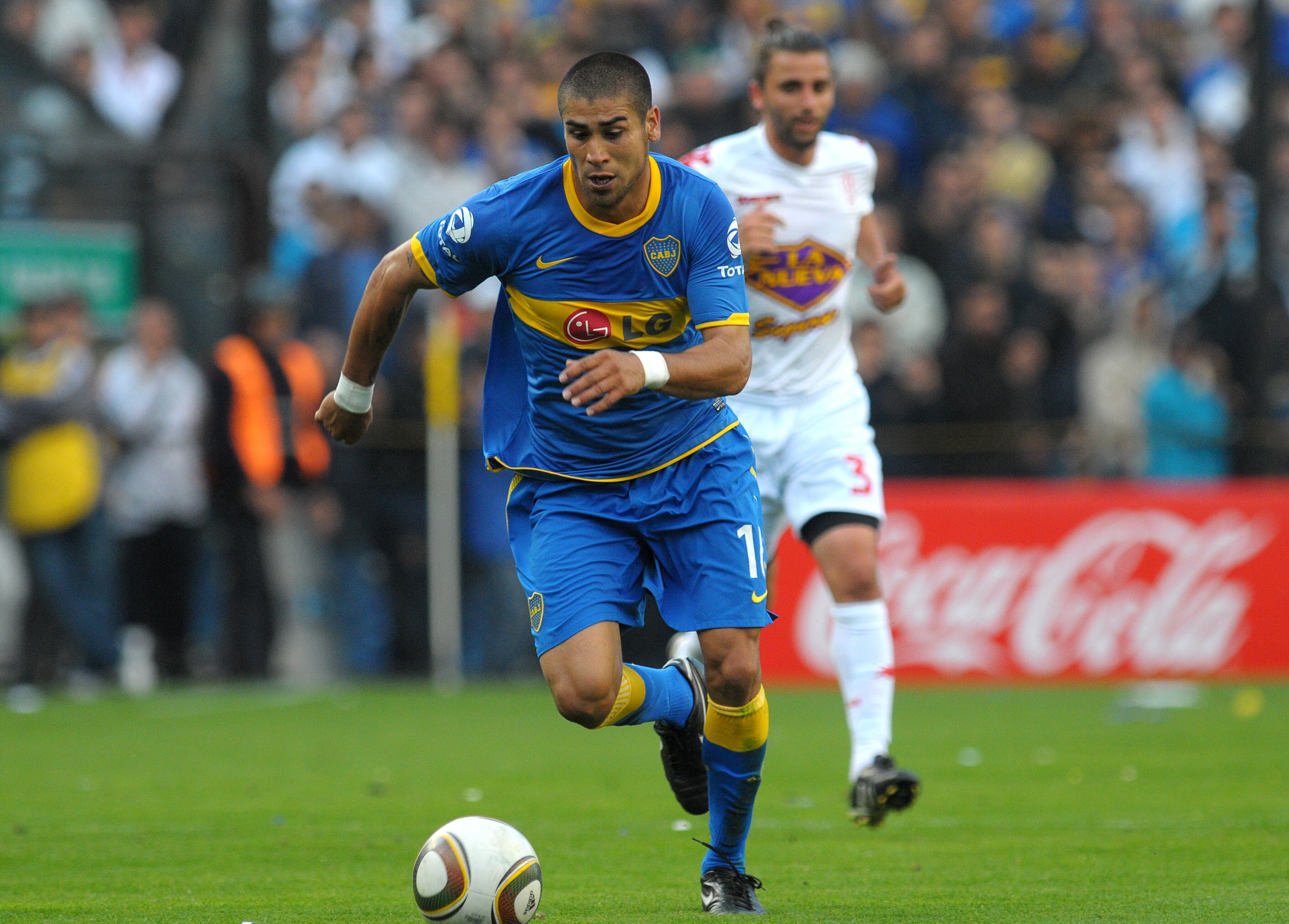 Jesús Méndez, el único mendocino que defendió las camisetas de Boca y River.  