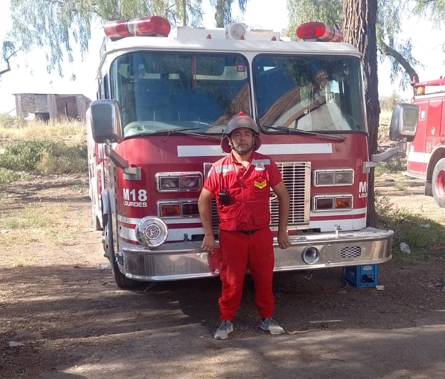 Bomberos de Las Heras detuvieron a un ladrón que los atacó con un cuchillo y amenazó de muerte: se acuartelaron. Foto: Gentileza