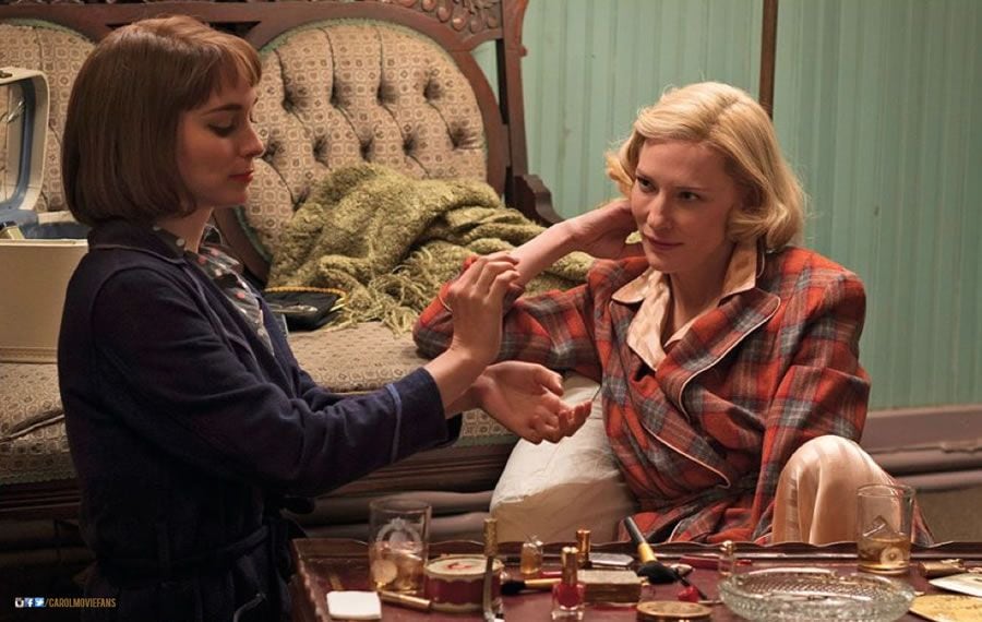 Carol es una película de drama romántico estrenada en 2015, que tuvo dos nominaciones a los Oscar.