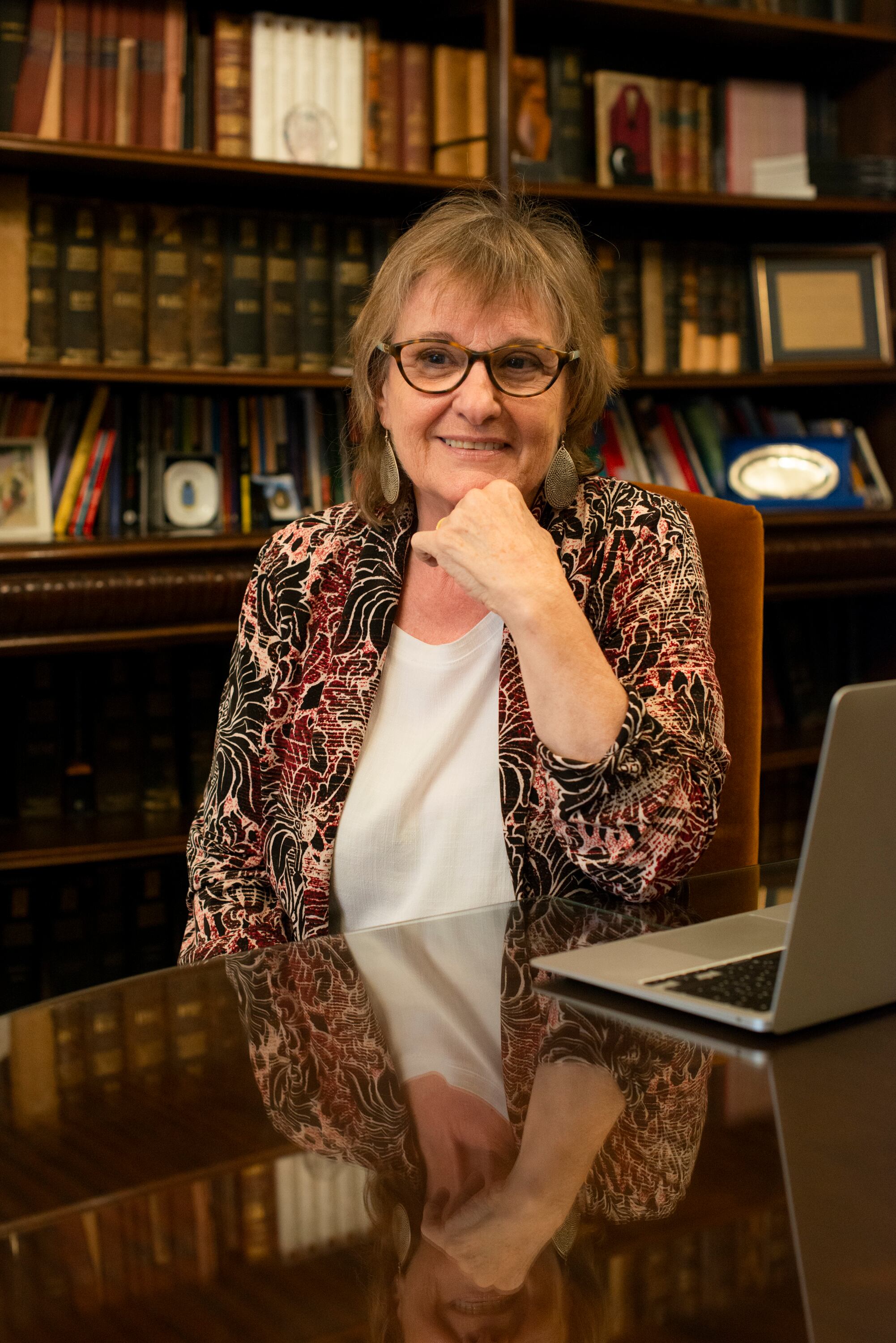 Directora de la Conabip (Comisión Nacional de Bibliotecas Populares).