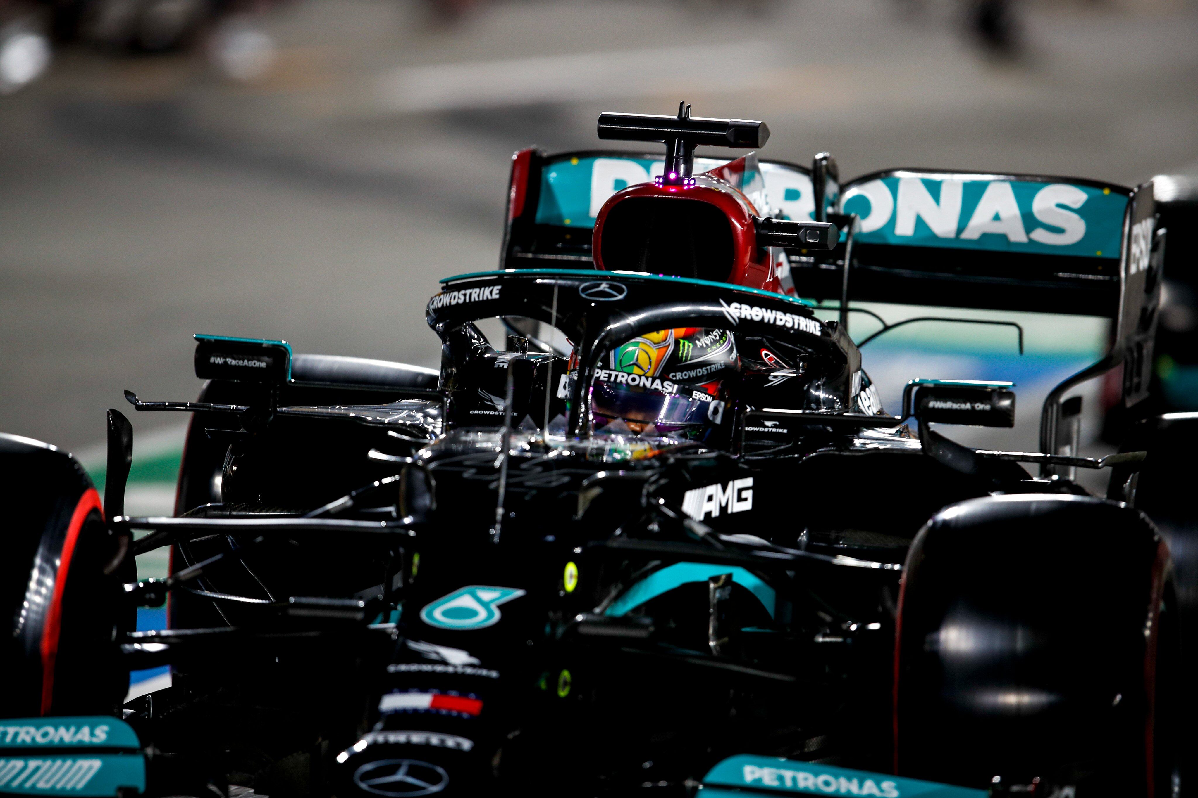 F1: Hamilton logró un triunfo clave en Qatar