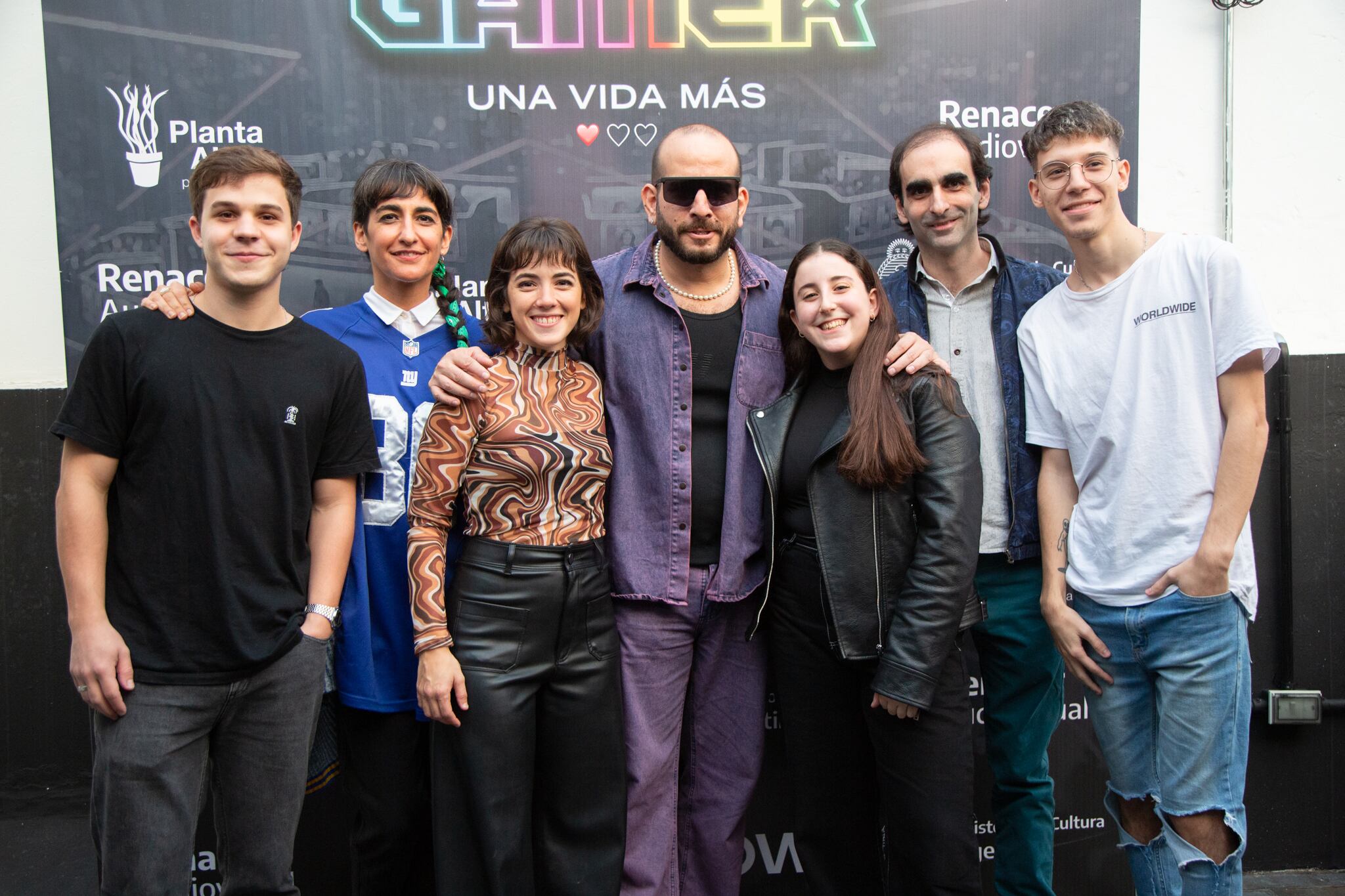 Elenco de "Gamer: una vida más" (Foto: Prensa Telecom)