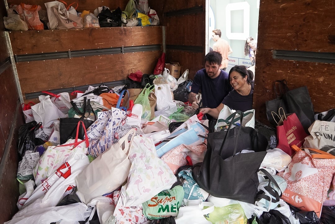 Olga recaudó más de cuatro toneladas de alimentos en la previa del “Charly Day”. Gentileza Instagram.