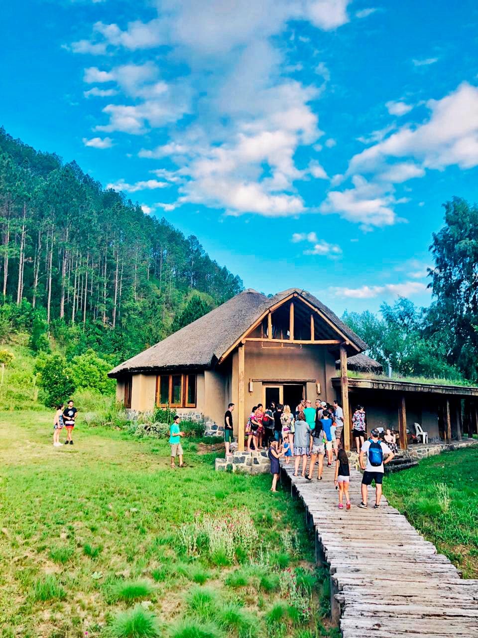 Muchos de estos ecolodges cordobeses cuentan con reservas o áreas próximas de bosque nativo donde se organizan actividades de ecoagroturismo.