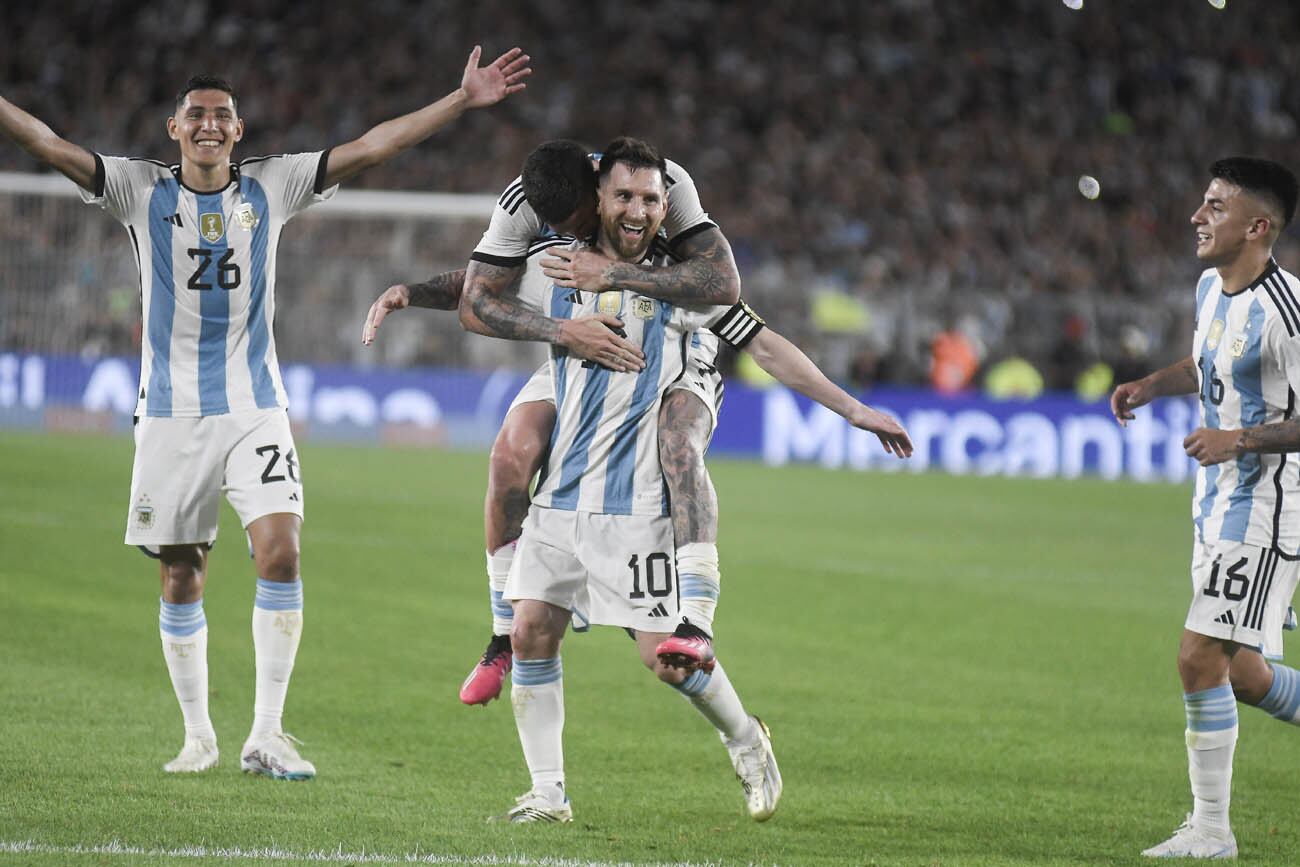 Argentina enfrentó a Panamá en un amistoso internacional disputado en la cancha de River de Buenos Aires. El cotejo sirvió de festejo para la obtención de la Copa del Mundo en Qatar 2022. (Federico López Claro)