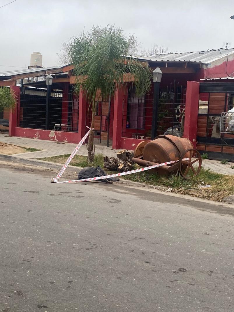 Cómo quedó el frente de la casa de los dueños de los perros tras el ataque. Foto: eldoce