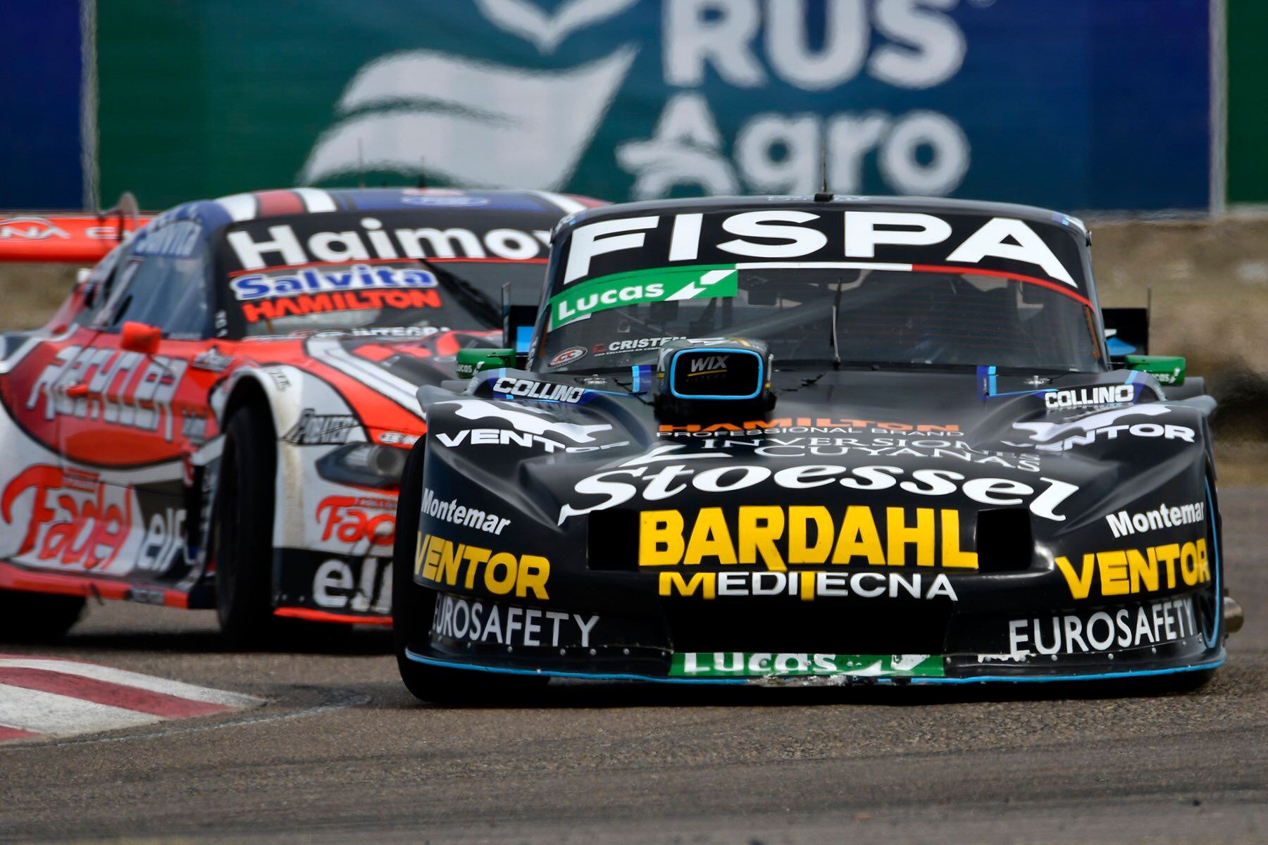 Santero y Werner protagonizaron un verdadero espectáculo en el circuito de Viedma, donde se impuso el mendocino y logró el primer triunfo del año.