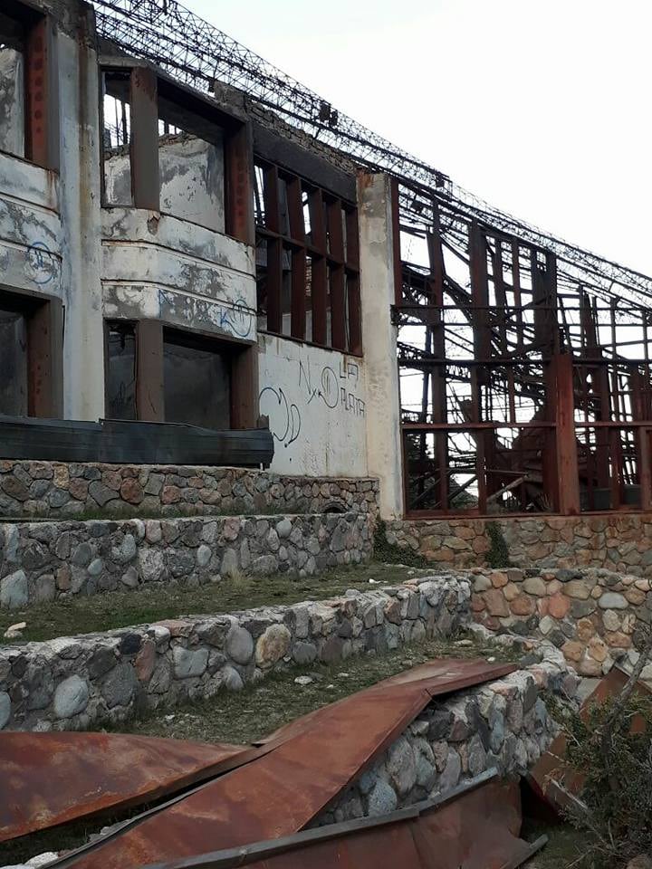 Las ruinas del Hotel Samay Huasi. Foto: Gentileza Facebook @Nuestrahistoriadepie 