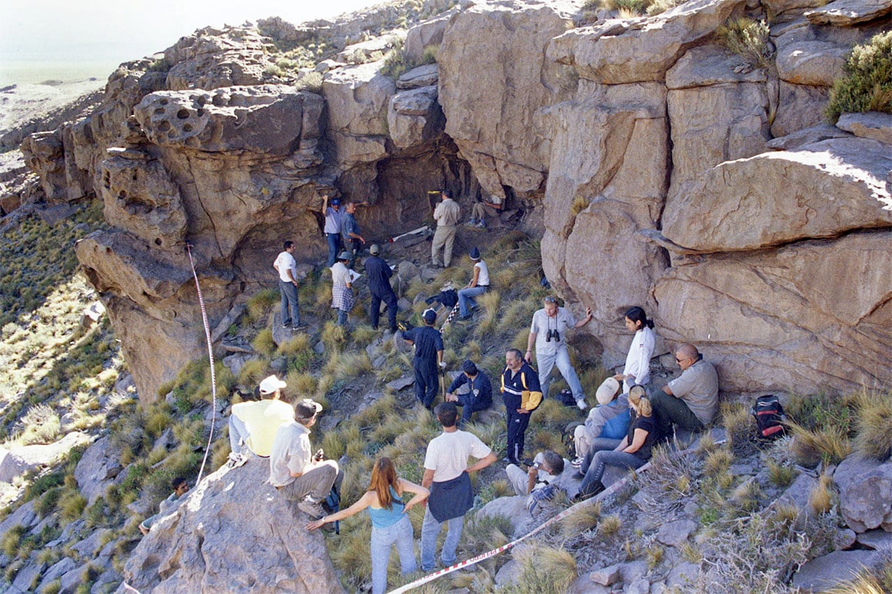 En enero de 1979 más de 400 personas rastrearon las huellas del chico que nunca regresó del campo. | Foto: archivo / Los Andes