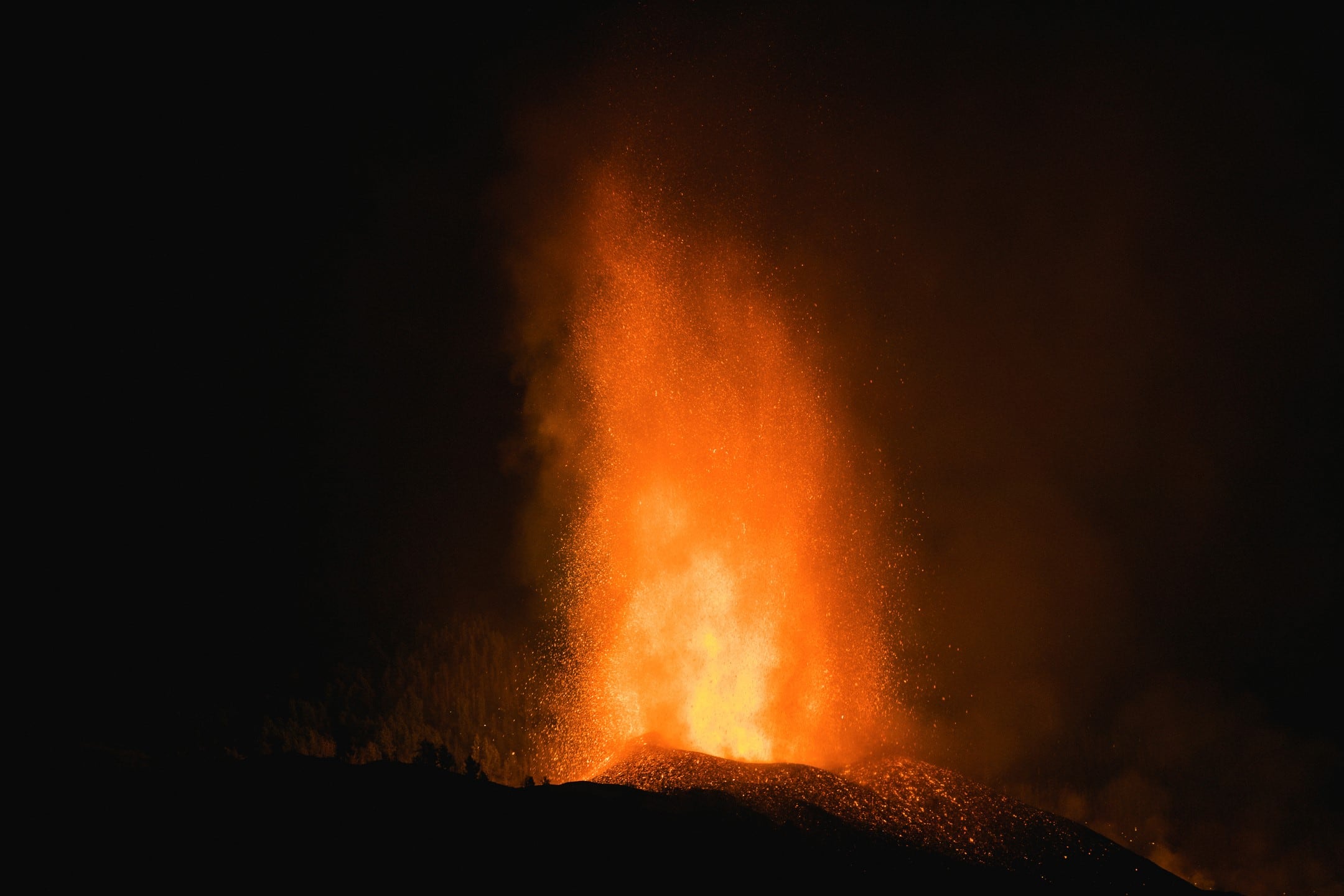 Volcán Cumbre Vieja en isla La Palma