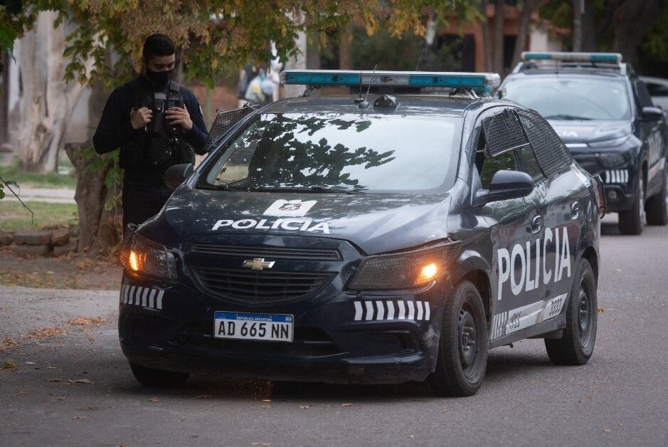 Las autoridades del Ministerio de Seguridad y de la Policía de Mendoza deben recuperar protagonismo y pasar firmemente, de la inacción o acción a medias, a la iniciativa firme de controlar el delito.