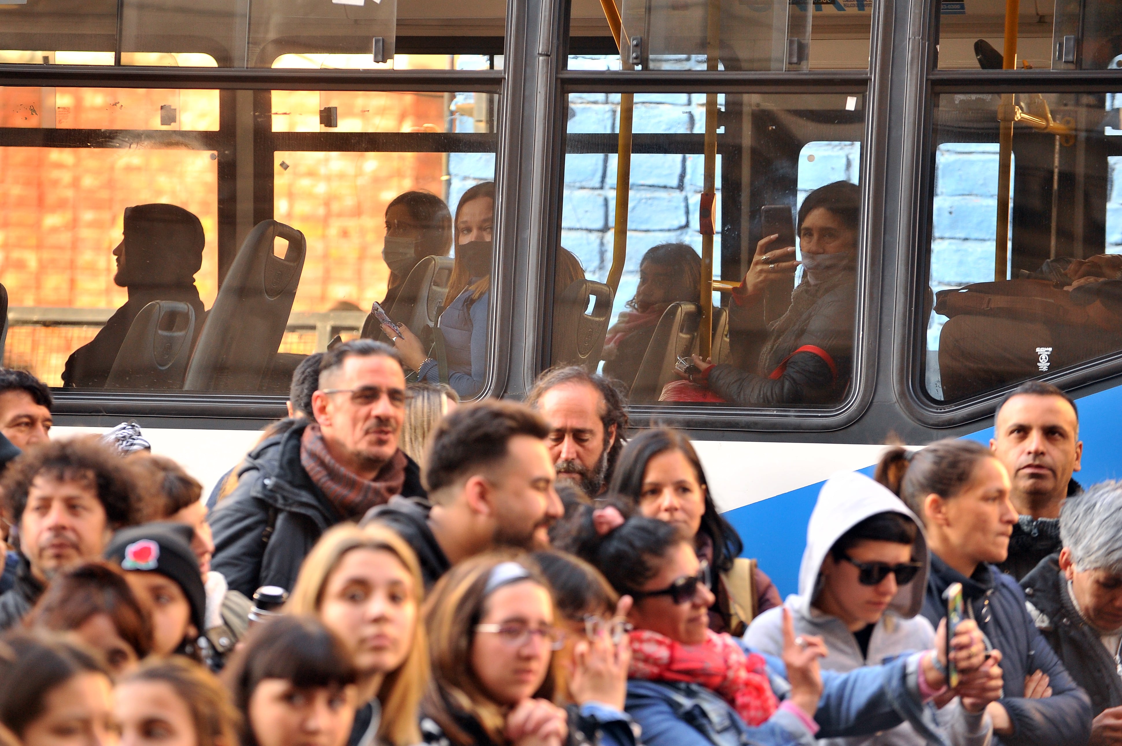 Cristina Fernández de Kirchner desde el balcón del Congreso. / Foto: Clarín